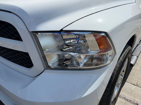 Used 2019 RAM 1500 Express RWD image 9