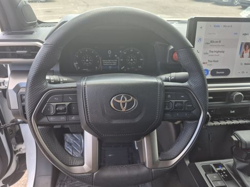Certified 2024 Toyota Tacoma TRD Off-Road w/ TRD Off Road Premium Package AWD/4WD image 9