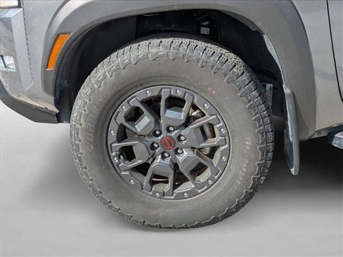 Used 2024 Nissan Frontier PRO-4X w/ Pro Premium Package image 9