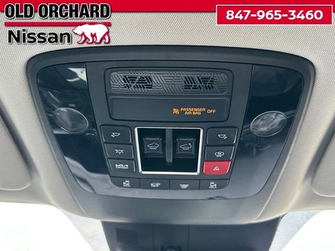 Used 2025 Kia Carnival SX FWD image 19