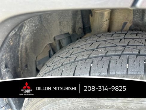 Used 2025 Toyota RAV4 XLE AWD/4WD image 27