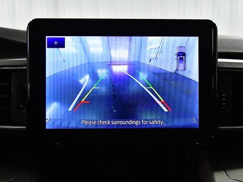 Used 2022 Ford Explorer XLT w/ Equipment Group 202A image 26