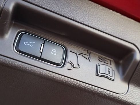 Used 2021 Ford Explorer Platinum w/ Equipment Group 601A image 36