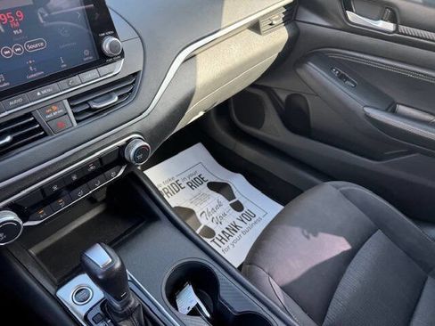 Used 2020 Nissan Altima 2.5 S image 46