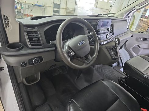 Used 2022 Ford Transit 350 DRW RWD image 14