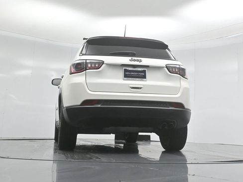 Used 2020 Jeep Compass Latitude image 47