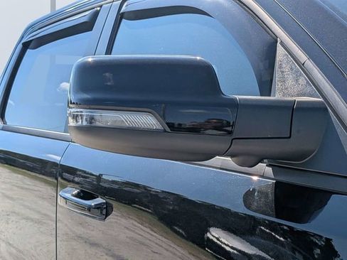 Used 2025 RAM 1500 Laramie w/ Night Edition AWD/4WD image 10