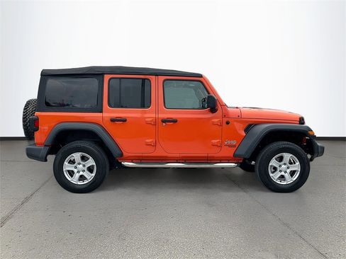 Certified 2018 Jeep Wrangler Unlimited Sport S image 8
