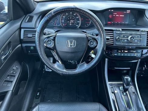 Used 2017 Honda Accord Sport Special Edition image 16
