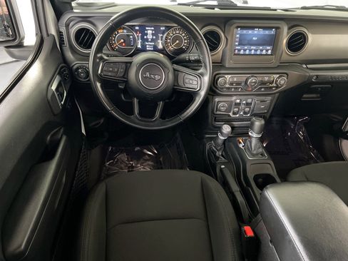 Used 2022 Jeep Wrangler Unlimited Sport image 19