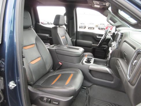 Used 2020 GMC Sierra 1500 AT4 w/ AT4 Premium Package AWD/4WD image 24
