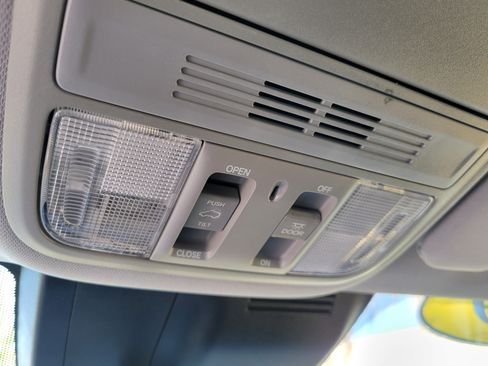 Used 2019 Honda CR-V EX image 22