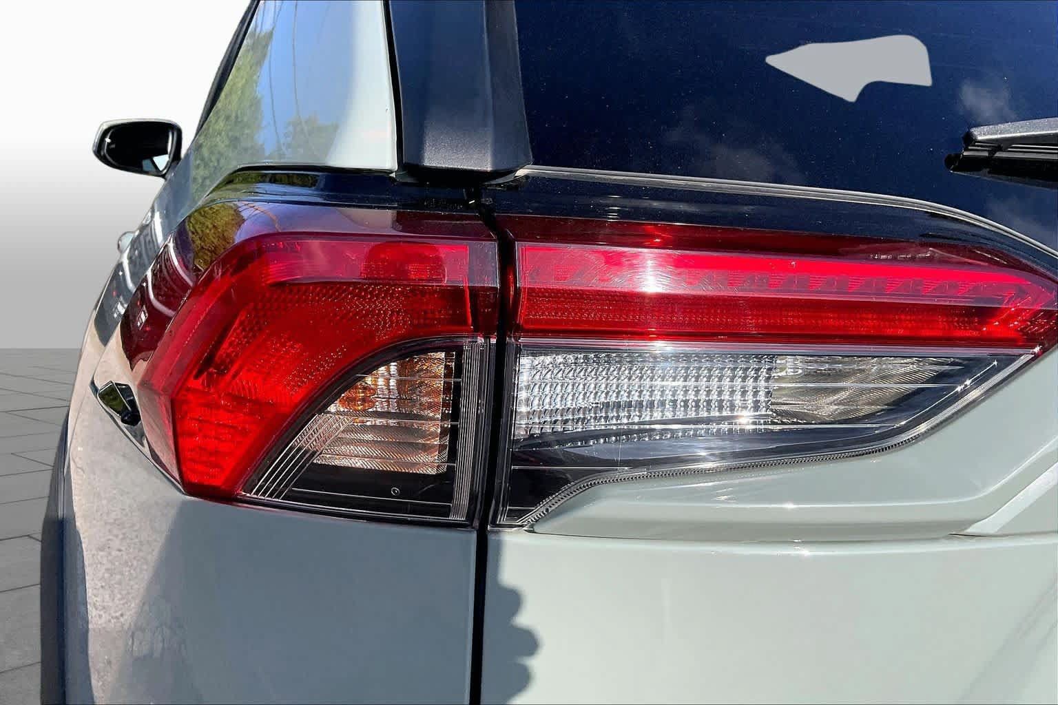 Used 2019 Toyota RAV4 Adventure w/ Advanced Technology Package AWD/4WD image 29