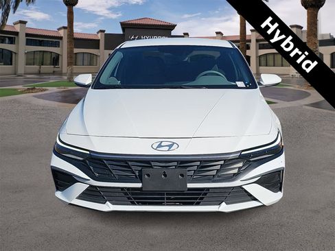 Certified 2024 Hyundai Elantra Blue image 3