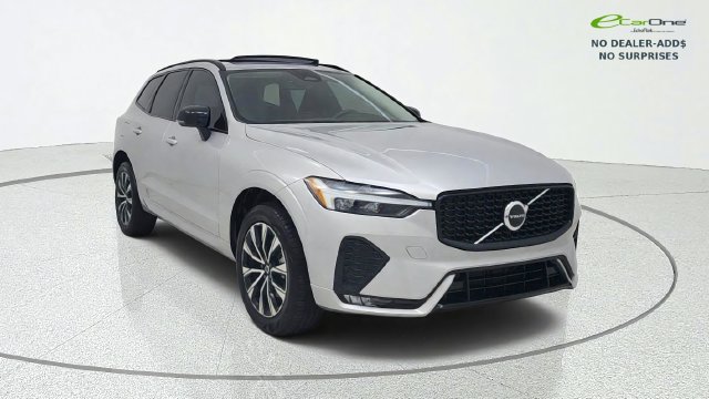 Used 2025 Volvo XC60 B5 Core AWD/4WD image 1