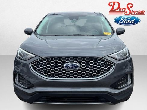 Used 2024 Ford Edge SEL w/ Convenience Package image 2