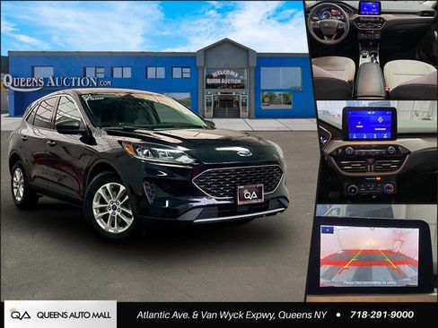 Used 2022 Ford Escape SE image 1