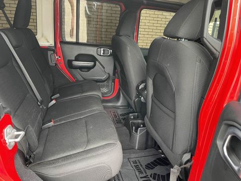 Used 2019 Jeep Wrangler Unlimited Sport S AWD/4WD image 21