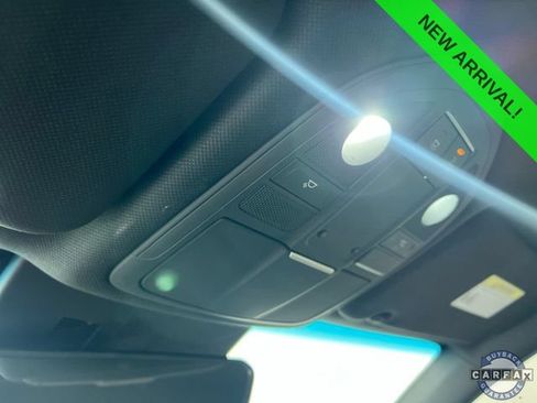 Used 2023 Genesis G70 2.0T RWD image 18