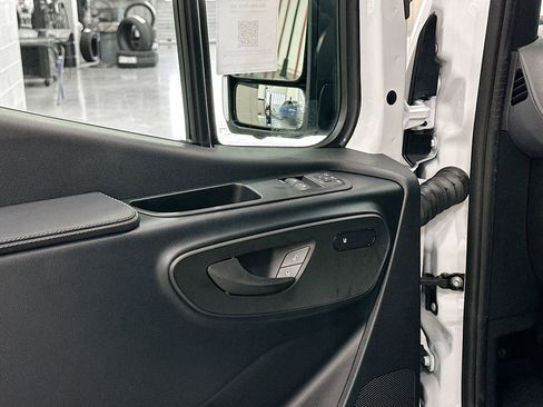 New 2026 Mercedes-Benz Sprinter 2500 image 18