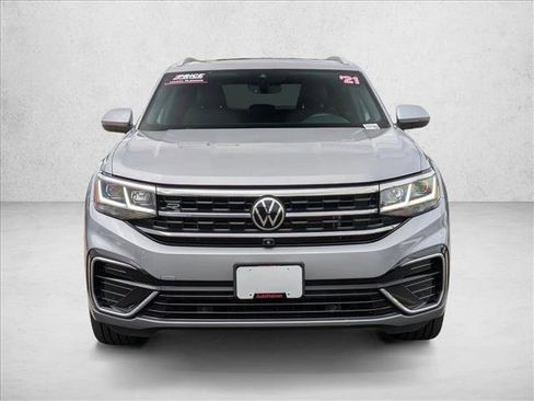 Used 2021 Volkswagen Atlas Cross Sport SEL Premium R-Line image 2