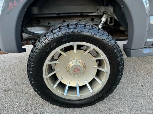 Used 2020 Ford F150 Lariat w/ Equipment Group 502A Luxury image 22