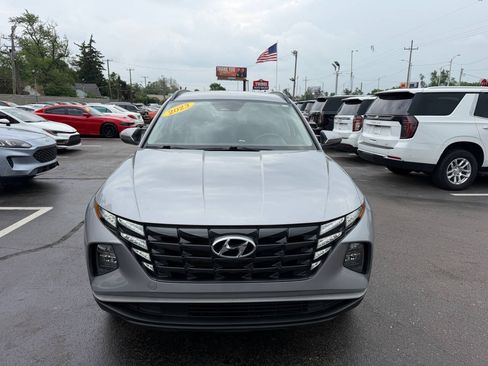 Used 2023 Hyundai Tucson Blue AWD/4WD image 2