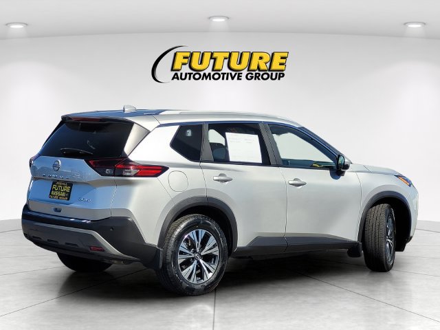 Used 2023 Nissan Rogue SV w/ SV Premium Package AWD/4WD image 4