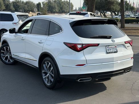 Used 2023 Acura MDX Technology image 9