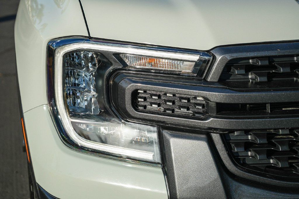 Used 2024 Ford Ranger XLT w/ Trailer Tow Package RWD image 8