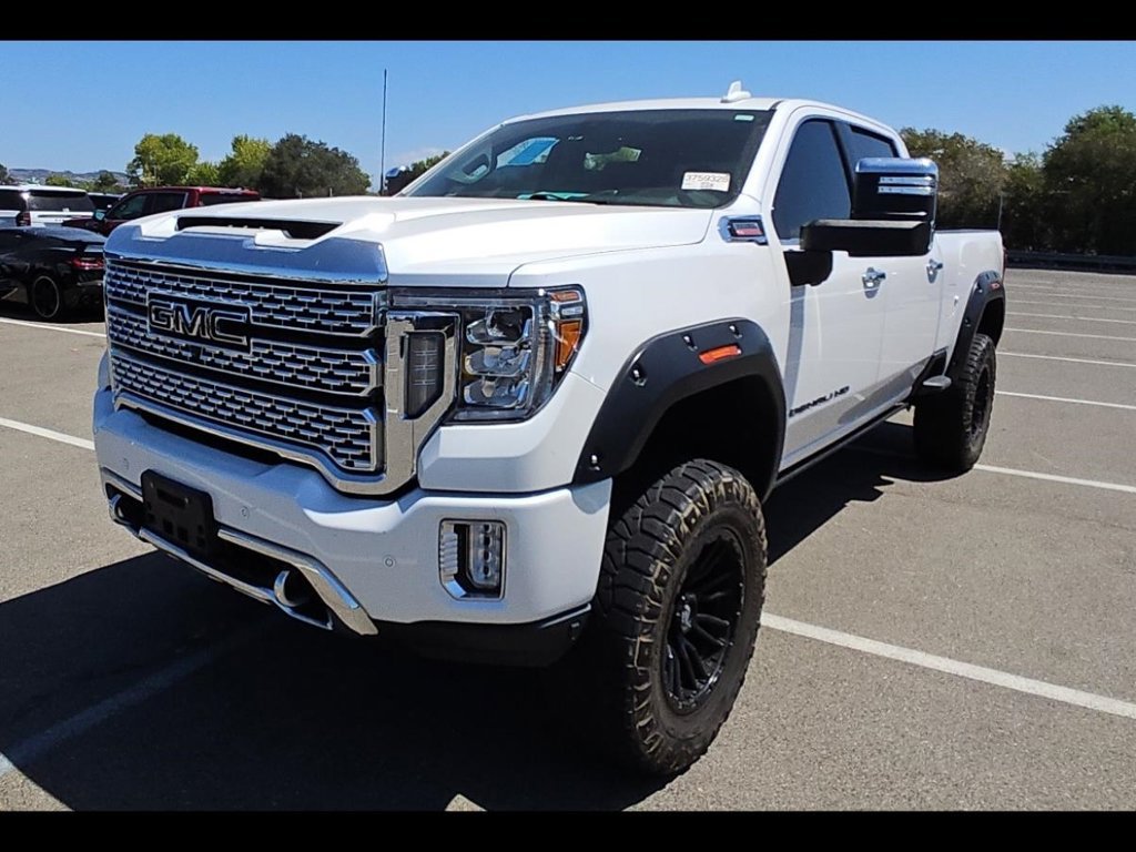 Used 2023 GMC Sierra 2500 Denali w/ Denali Ultimate Package AWD/4WD image 3