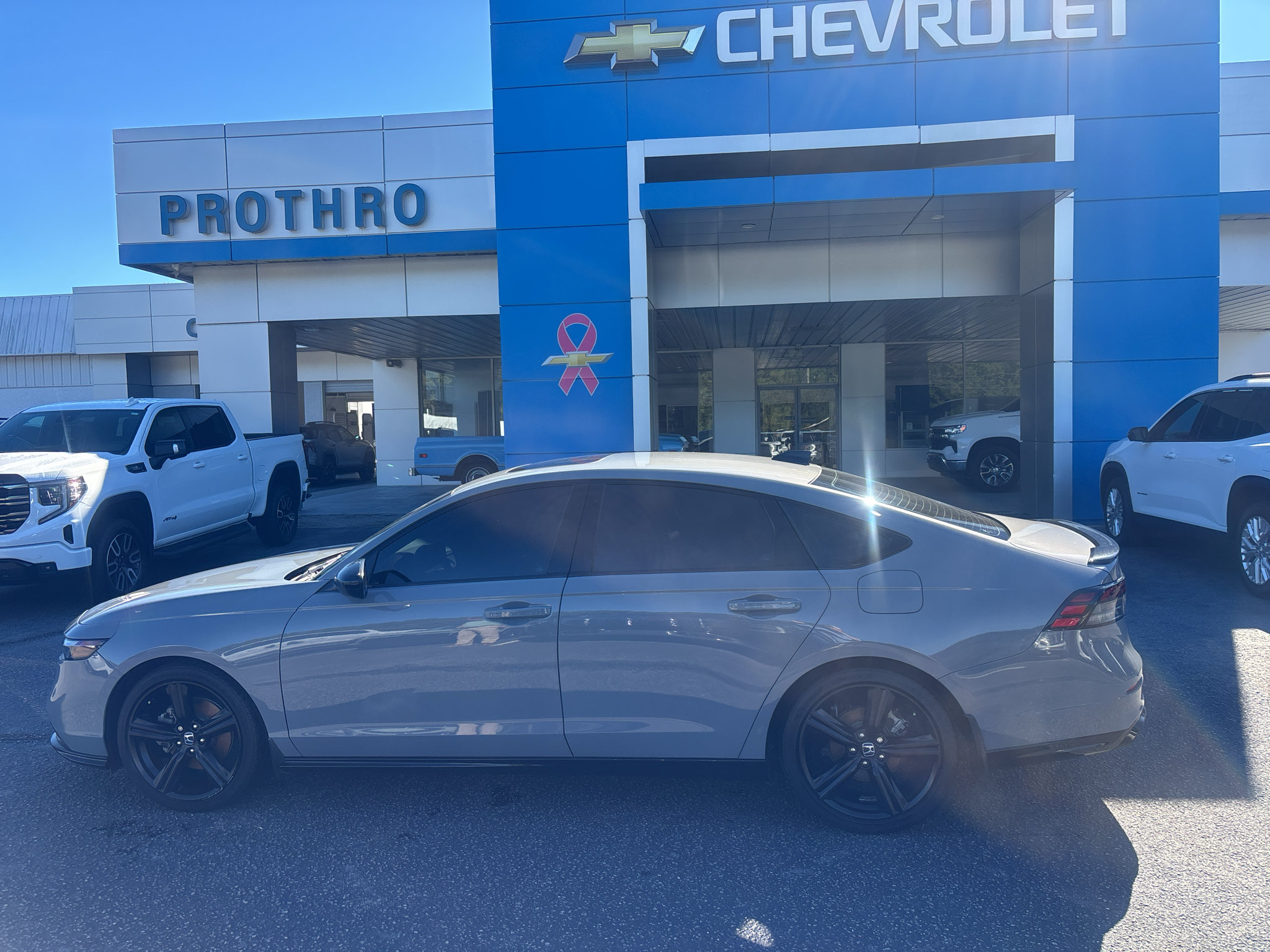 Used 2024 Honda Accord Sport image 1