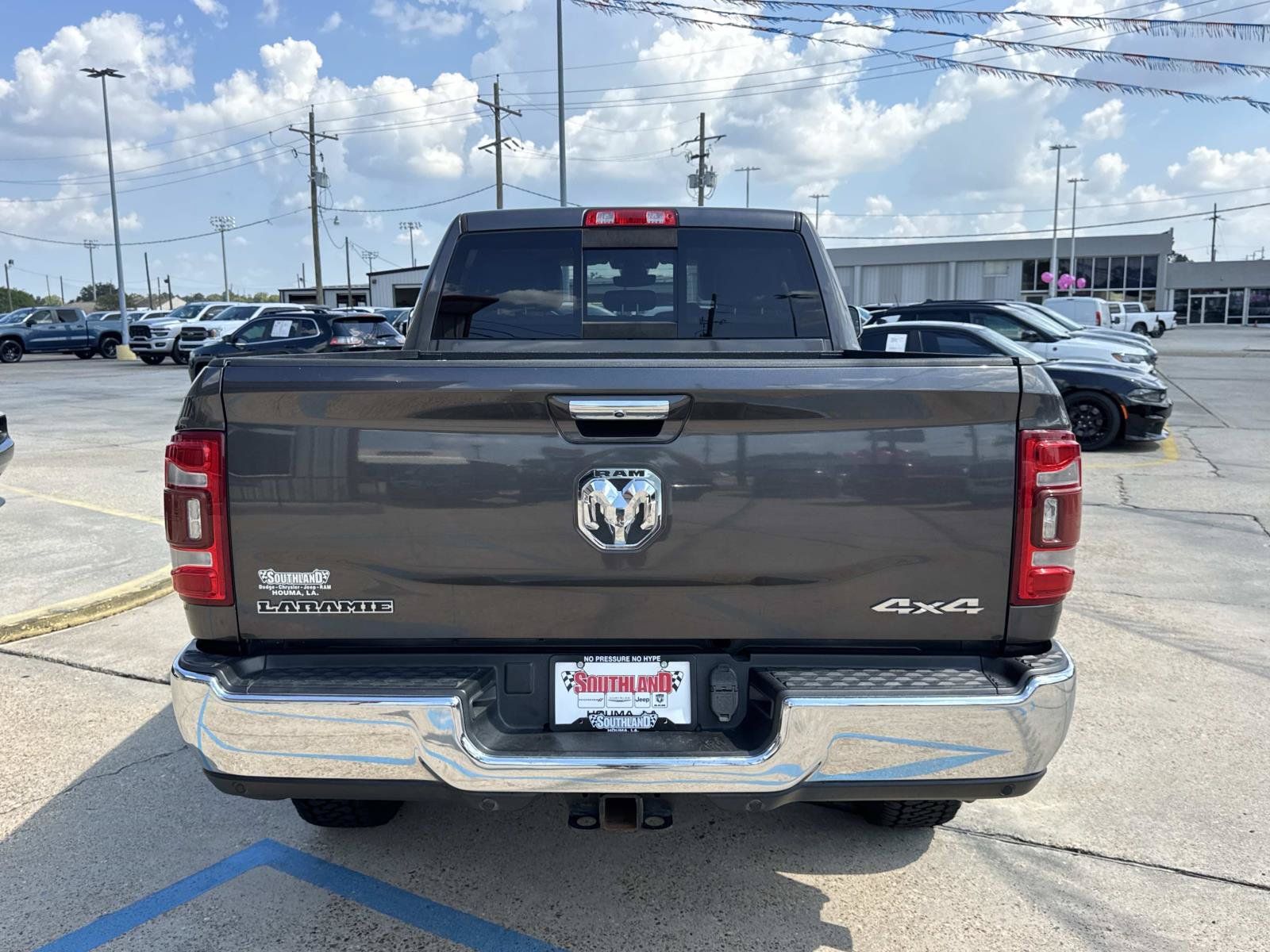 Used 2022 RAM 2500 Laramie w/ Protection Group AWD/4WD image 6