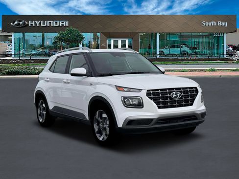New 2026 Hyundai Venue SEL image 11