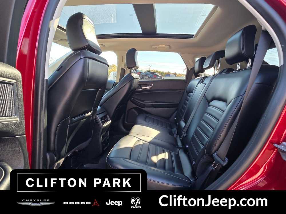 Used 2024 Ford Edge SEL w/ Convenience Package AWD/4WD image 13