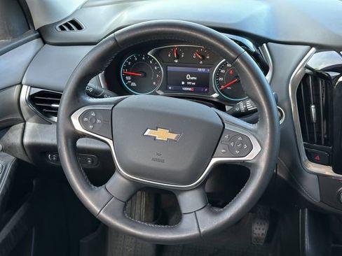 Used 2020 Chevrolet Traverse LT FWD image 25