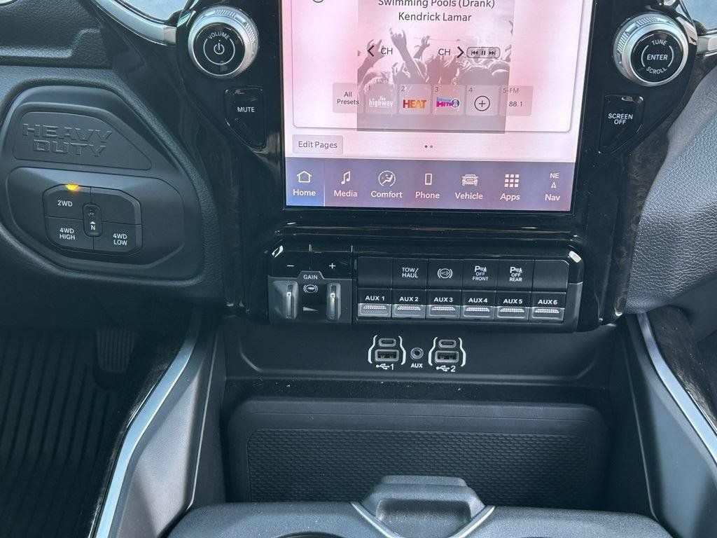 New 2025 RAM 2500 Big Horn AWD/4WD image 26
