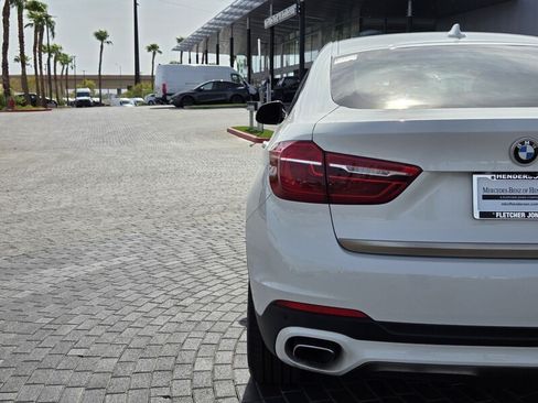 Used 2019 BMW X6 sDrive35i w/ Convenience Package RWD image 11