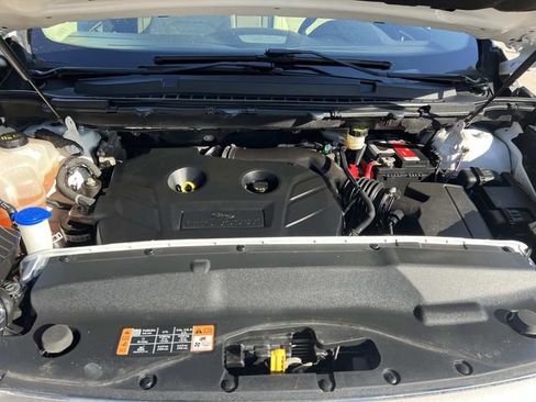 Certified 2017 Ford Edge SEL w/ Equipment Group 201A image 11