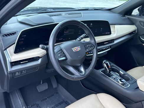 Used 2024 Cadillac XT4 Premium Luxury w/ Technology Package FWD image 13