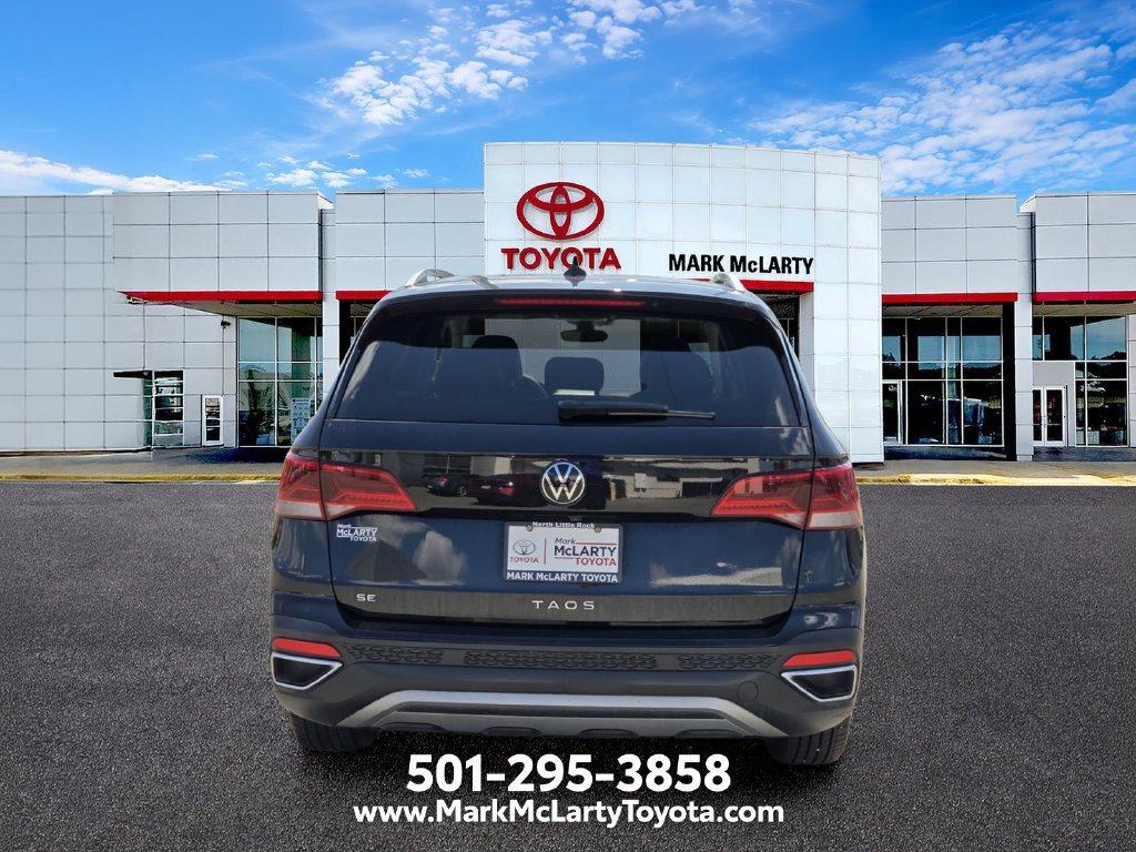 Used 2024 Volkswagen Taos SE FWD image 4