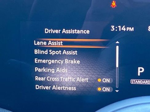 New 2026 Nissan Kicks SV w/ Charging Package image 17