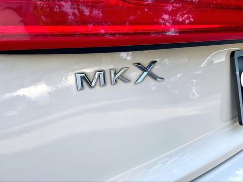 Used 2018 Lincoln MKX Select w/ Select Plus Package FWD image 31