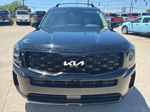 Used 2022 Kia Telluride EX w/ EX Premium Package AWD/4WD image 2