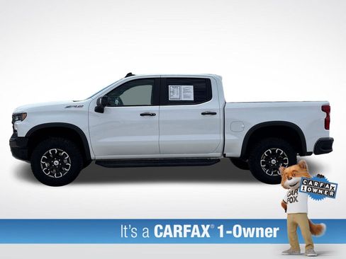 Used 2025 Chevrolet Silverado 1500 ZR2 w/ Technology Package AWD/4WD image 2