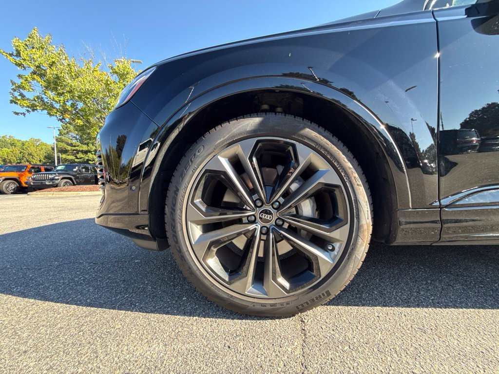 Used 2026 Audi Q7 3.0T Premium Plus AWD/4WD image 12