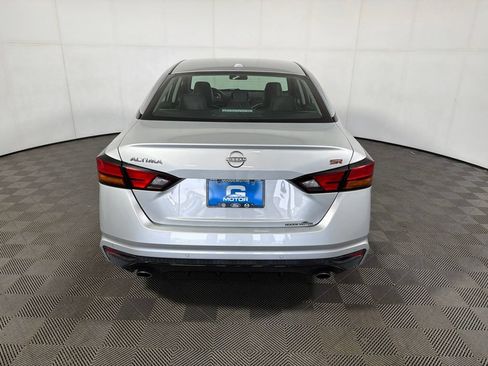 Used 2024 Nissan Altima 2.5 SR FWD image 6