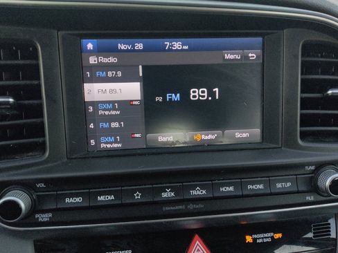 Used 2020 Hyundai Elantra Value Edition image 25