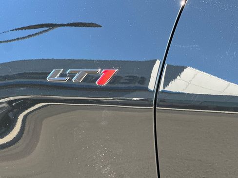 Used 2023 Chevrolet Camaro LT w/ Technology Package image 52