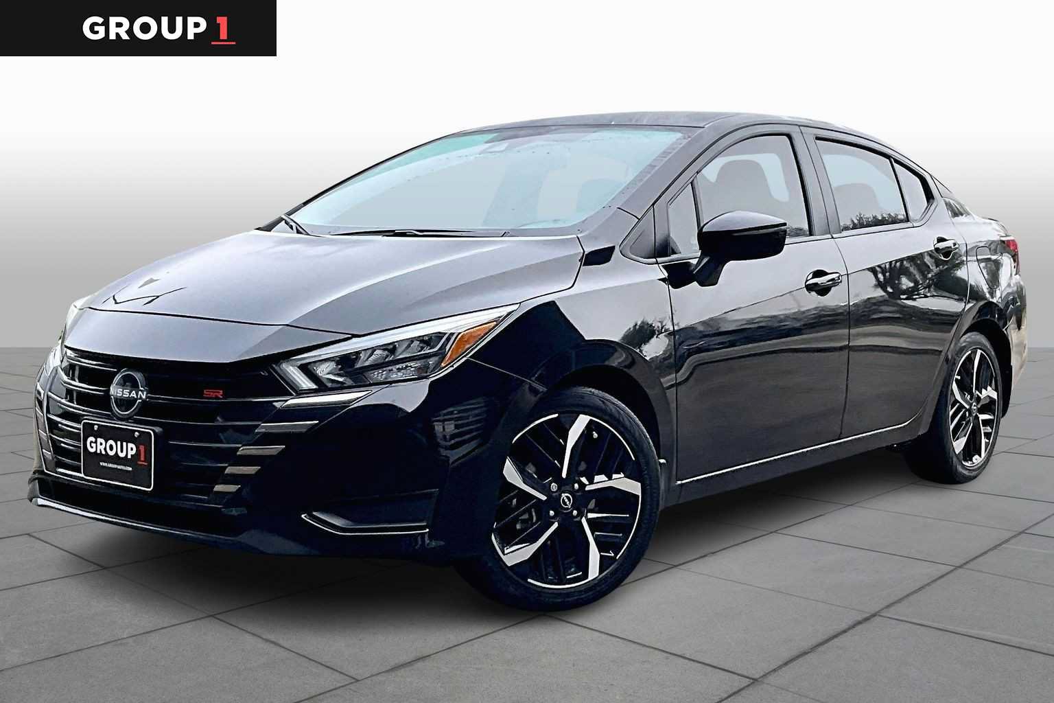 Certified 2025 Nissan Versa SR w/ Trunk Package FWD image 1